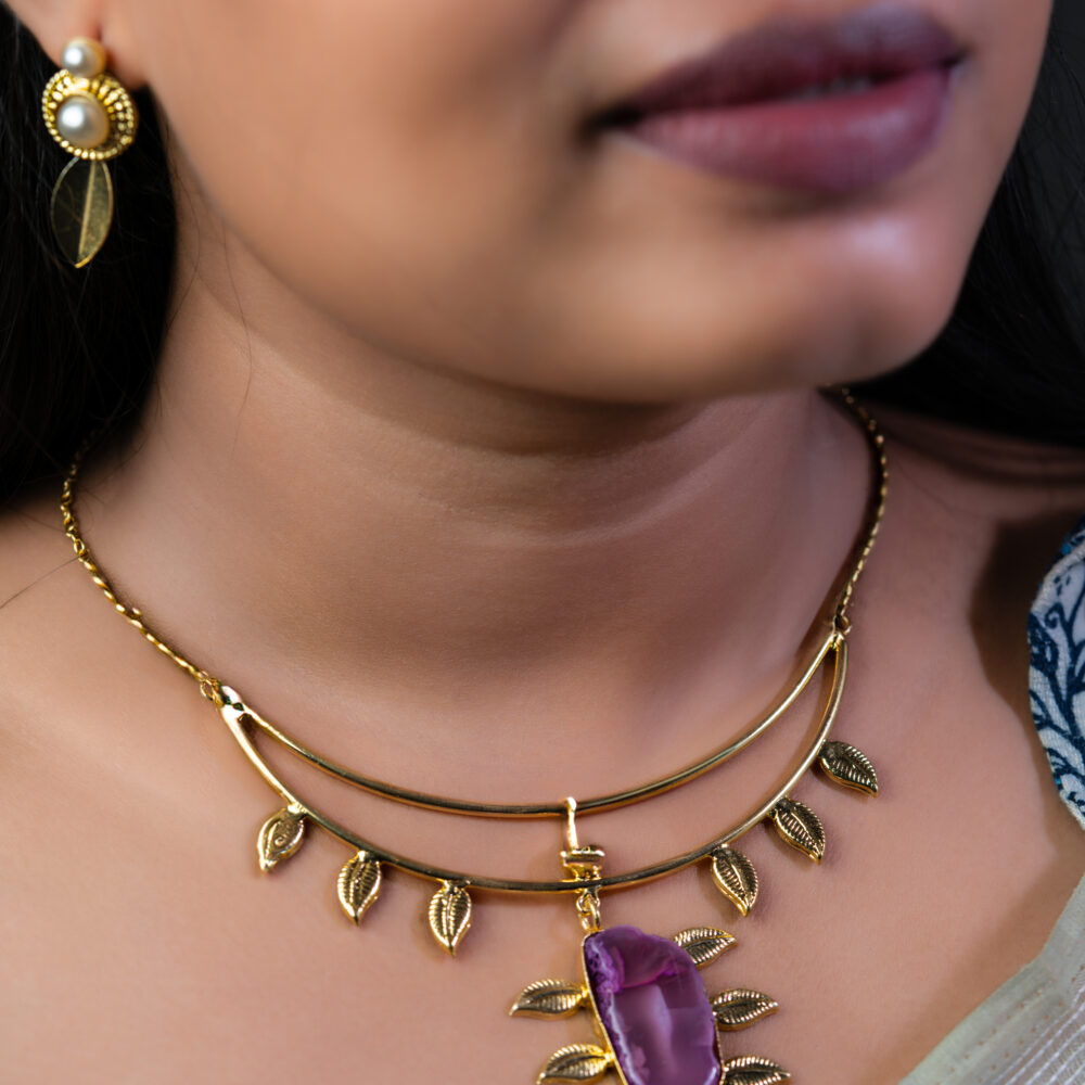 Purple Geode Leaf Drop Gold Necklace