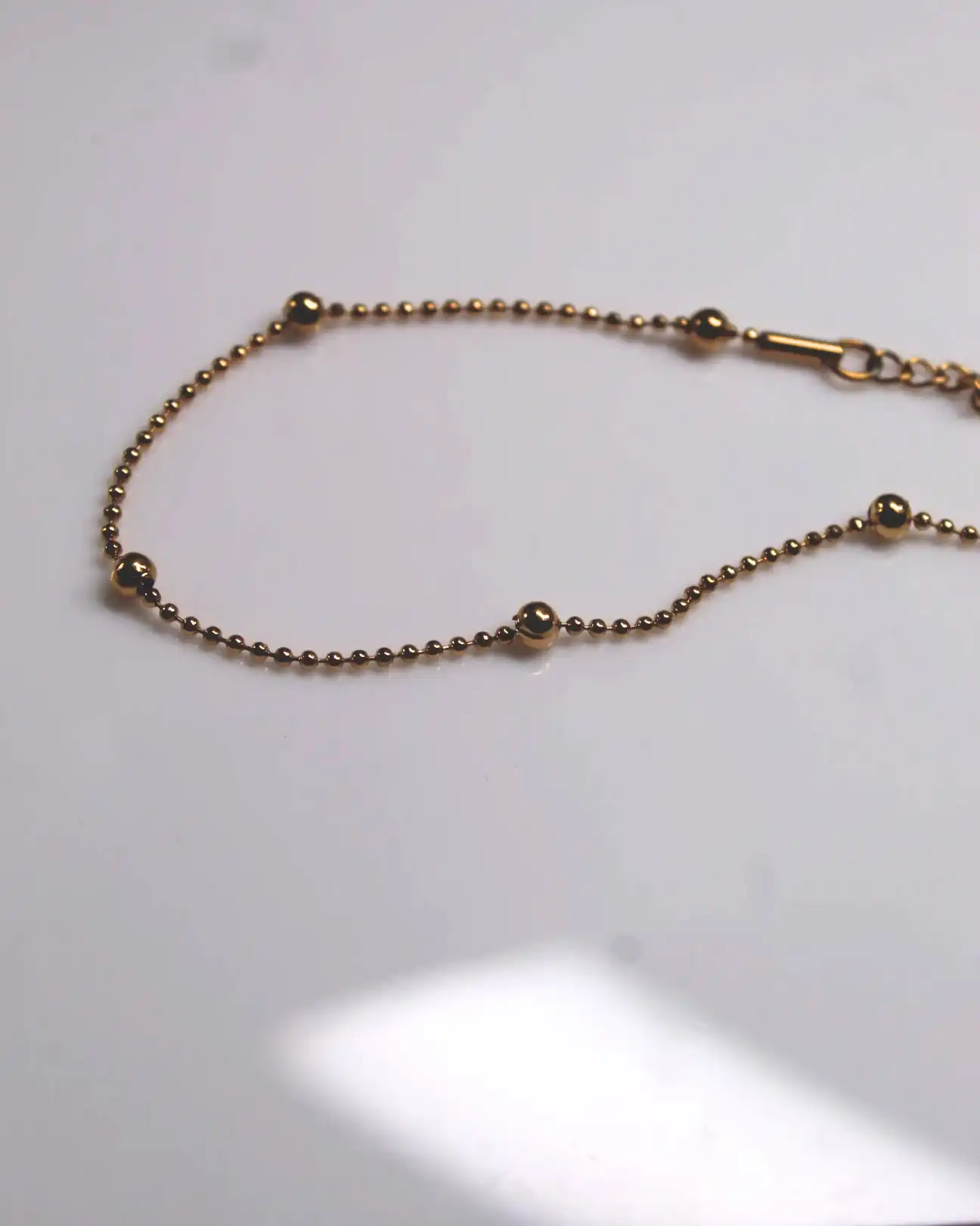Minimalist Gold Beaded Bracelet