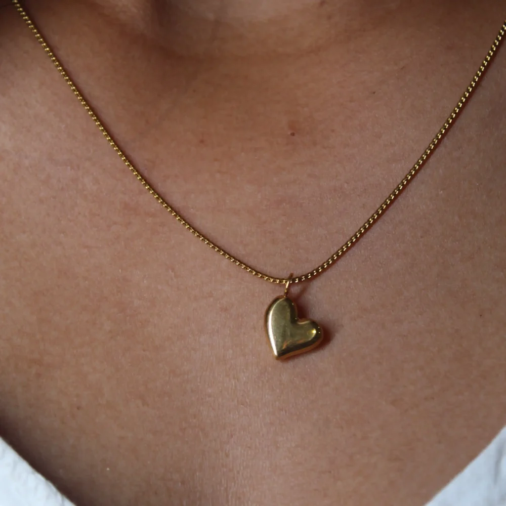 Gold Heart Pendant Necklace